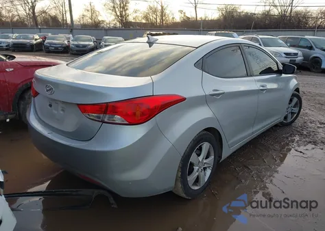 2013 Hyundai Elantra Gls from USA, damaged, VIN 5NPDH4AEXDH326750